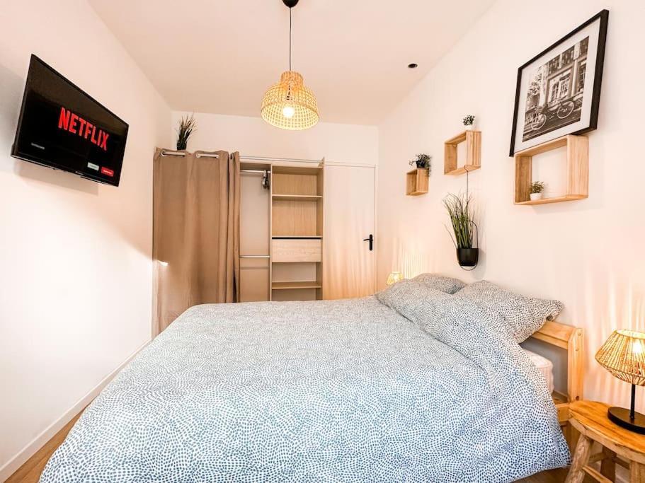 Nouveau ** Le Raffine Au Coeur De Guingamp ** Parking Екстер'єр фото